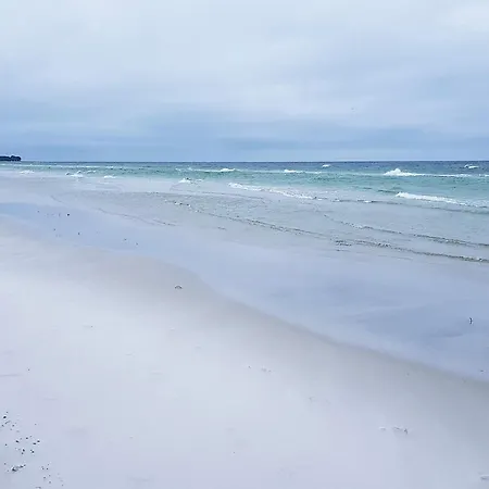 4 Person In Nexo-by Traum